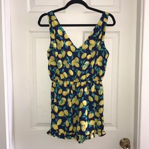 Lemon printed romper
